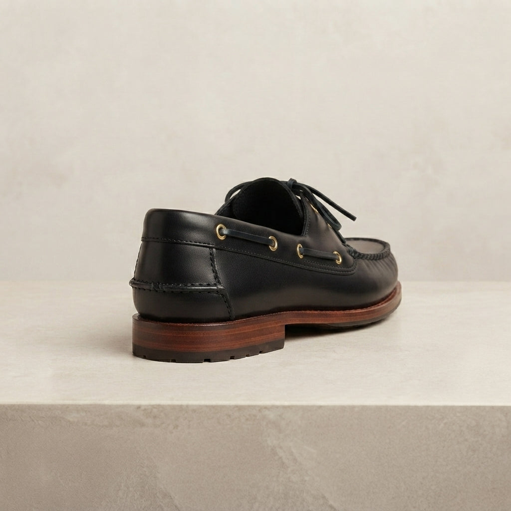 Black Leather Levante Boat Shoe with Natural Rubber Sole – heel view