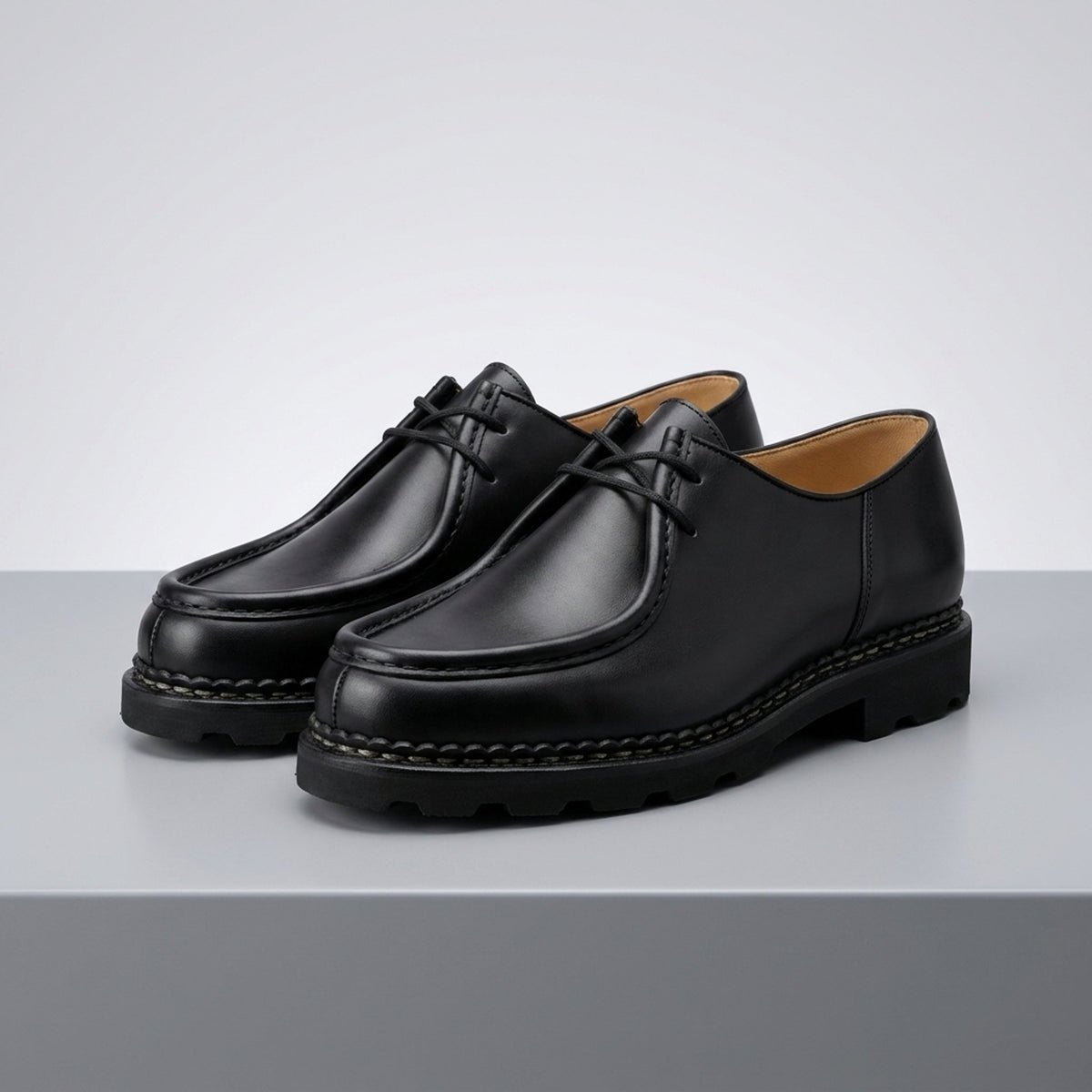Black Leather Libeccio Apron Moc-Toe Derby