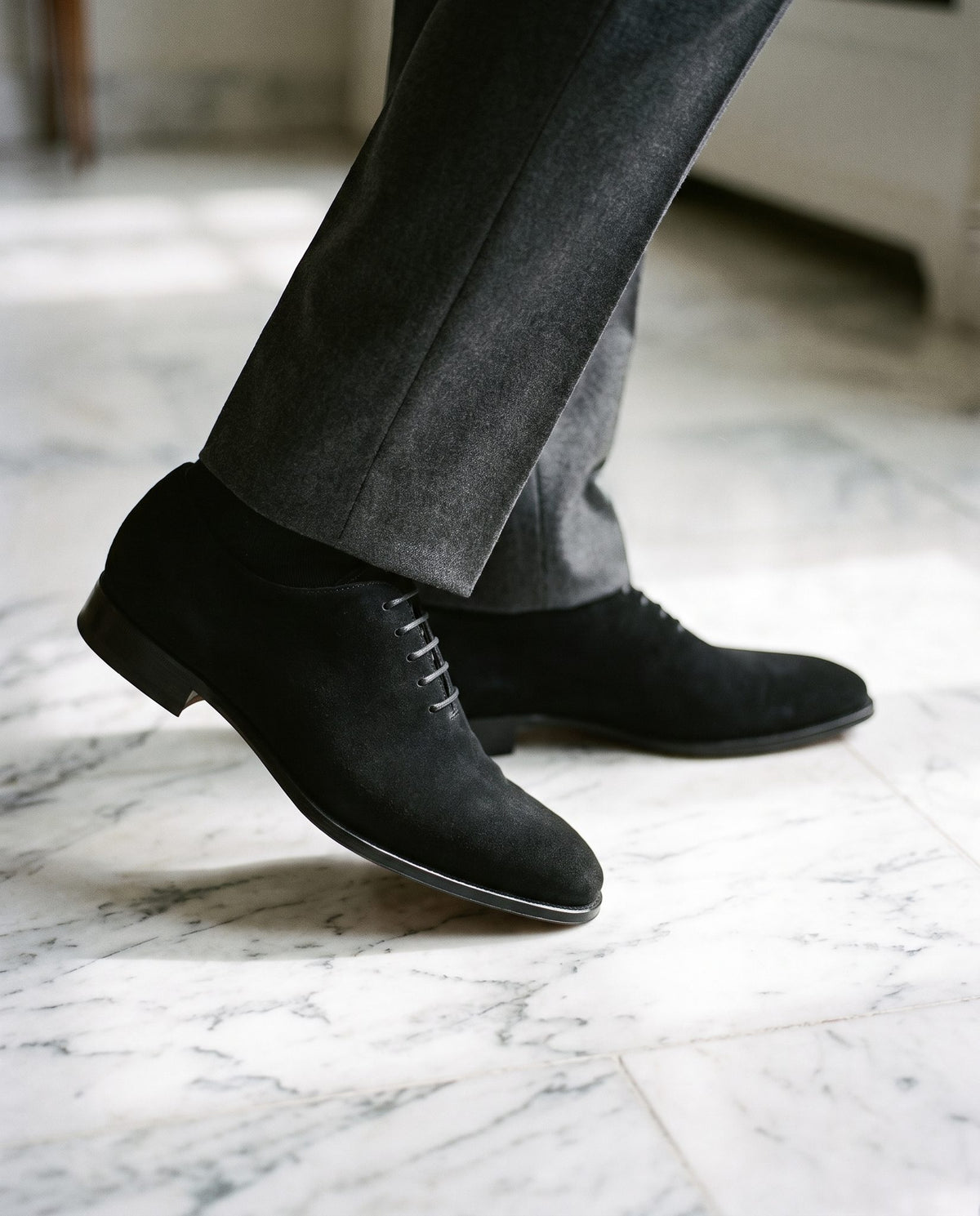 Black Suede Manduria Wholecut Oxford – lifestyle