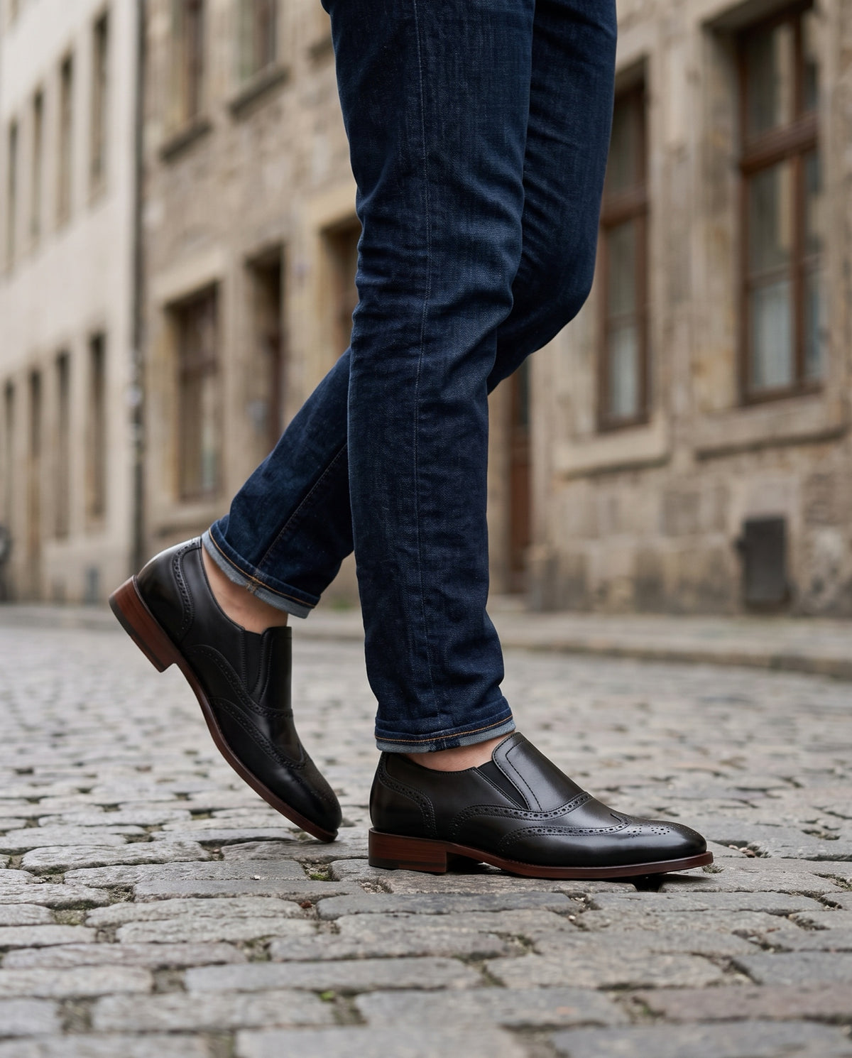 Black Leather Monviso Wingtip Slip-On – lifestyle