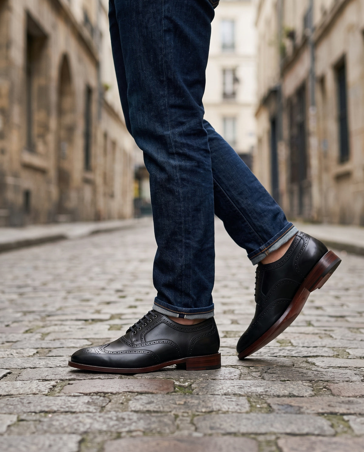 Black Leather Gennargentu Wingtip Brogue Oxford – lifestyle